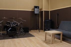 Комната Large - Репетиционная база Вторая Волна